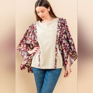 NEW!!! Oddi Floral Flutter Sleeve Blouse, NWT